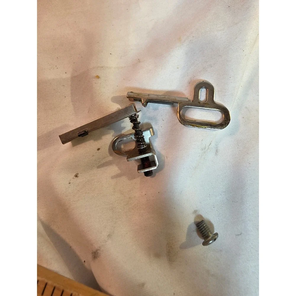 Singer 714 sewing